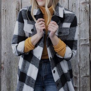 Plaid Button Up Oversized Black White Shirt Top Ashley by 26 Women’s Medium